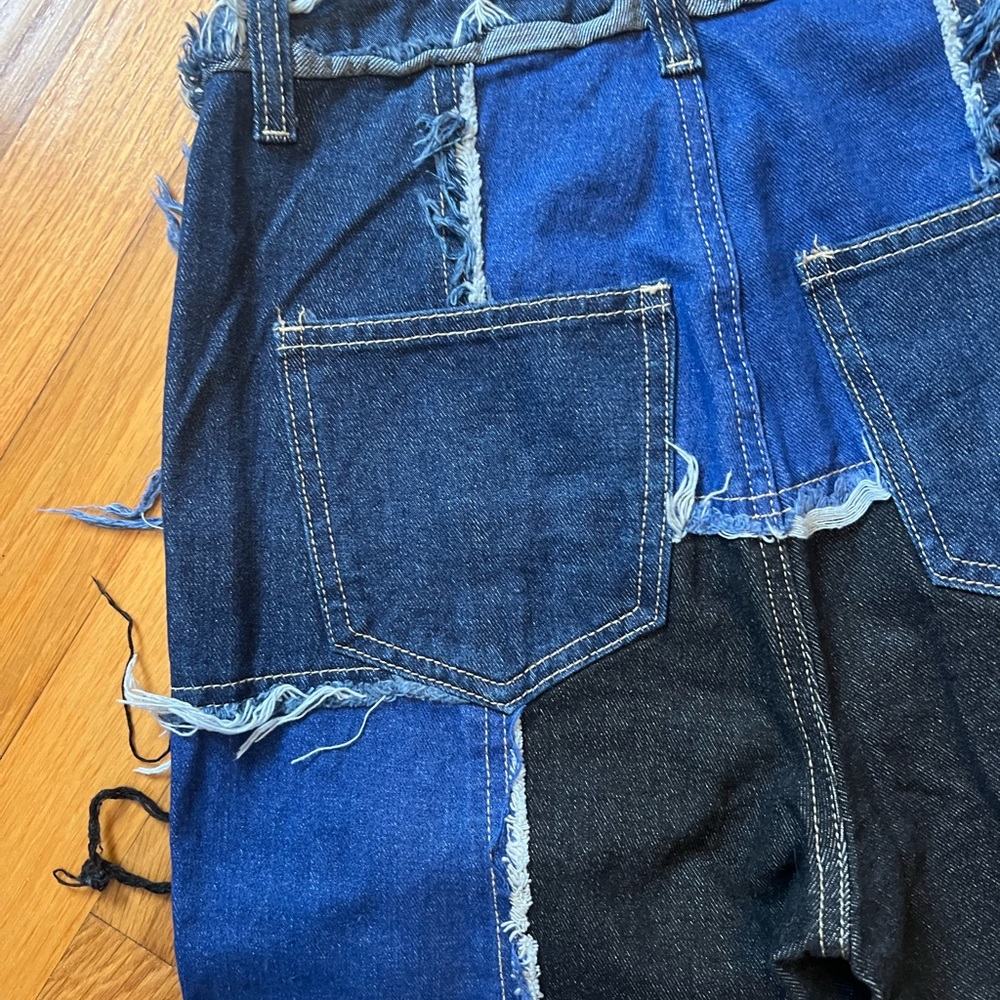 SHEIN patchwork jeans - Picture 4 of 6